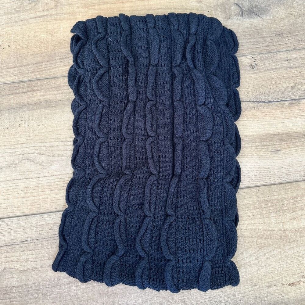 Black Scallop Scarf Sweater Women Knit Ruffle Wrap NWT Cottagecore Comfy Cozy